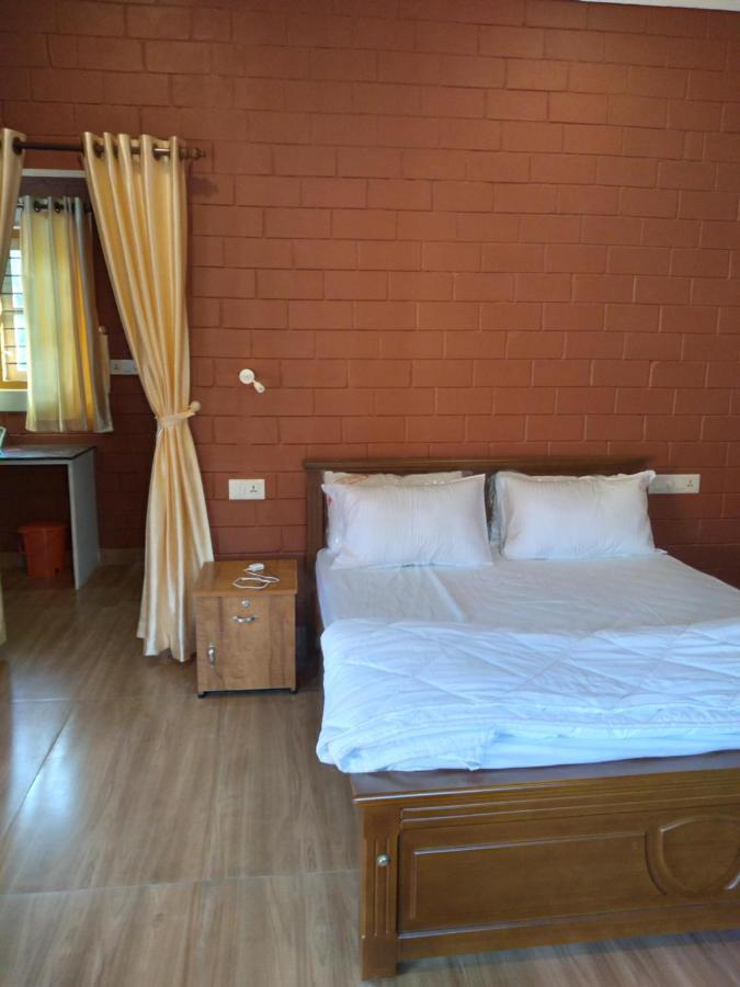 Villa Tranquil Farms à Manimala Extérieur photo